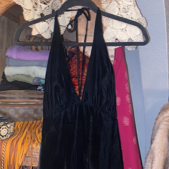 Vintage black velvet evening dress - Picture 3 of 3